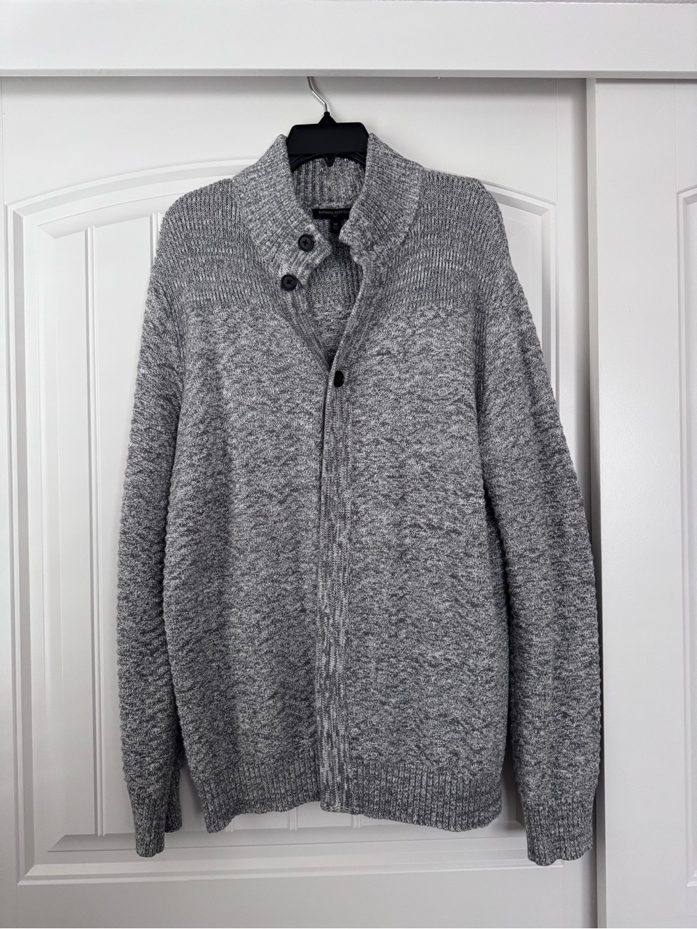 Banana Republic Men's Gray button-Up Shawl Collar Cardigan